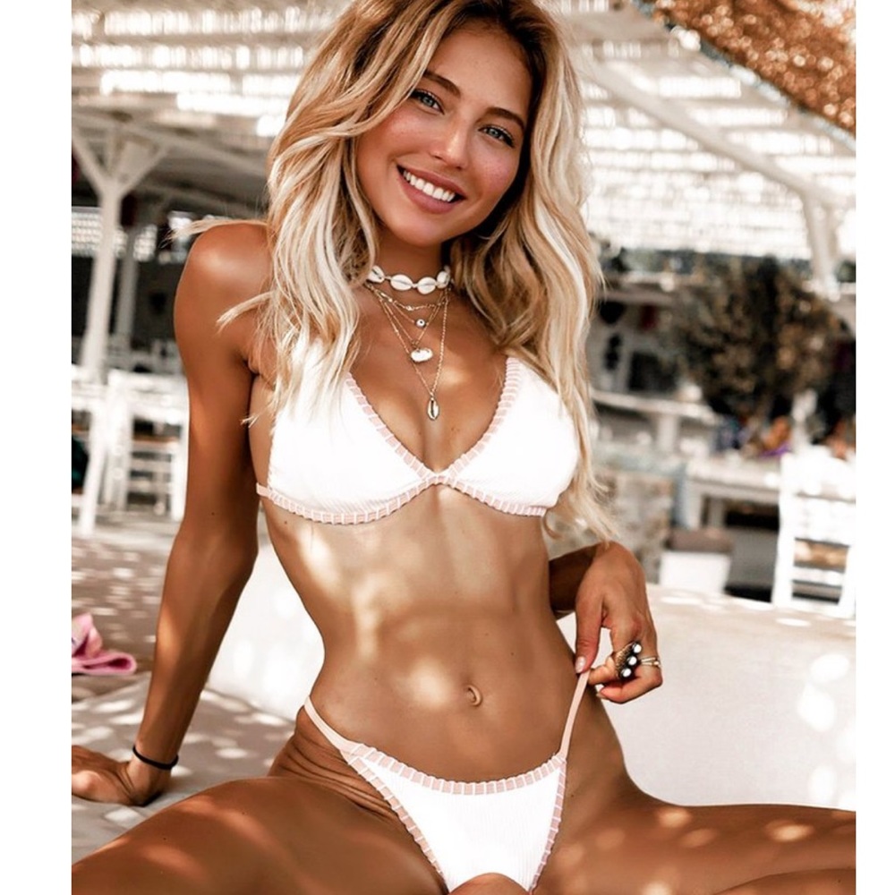Cup She biniki